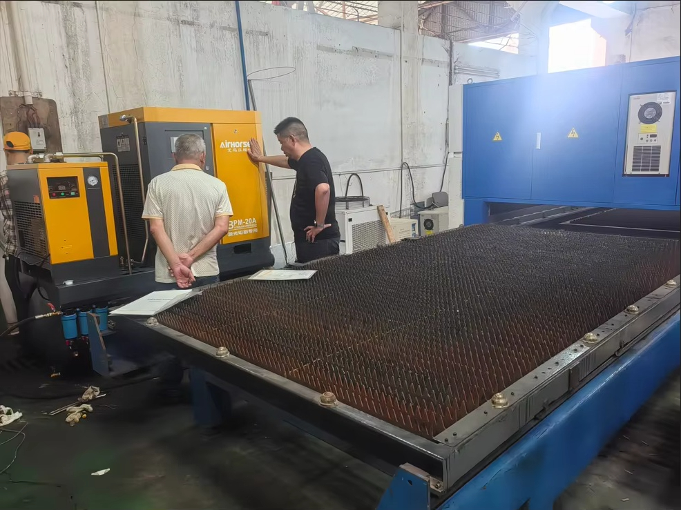 Laser Load Screw Compressors E - Industrial Laser Market のレビューと価格