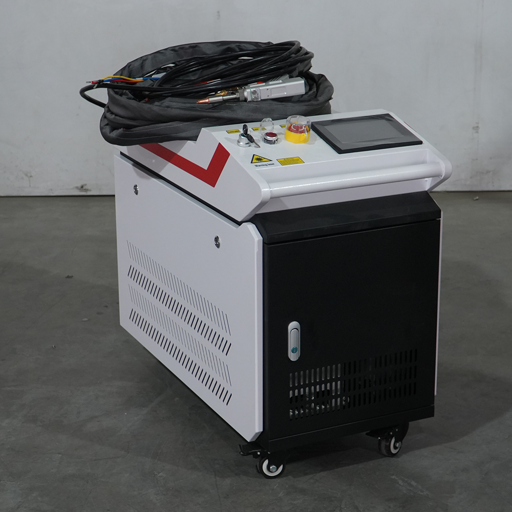 Industrial Water Cooled Handhe - Industrial Laser Machine Price のレビューと価格