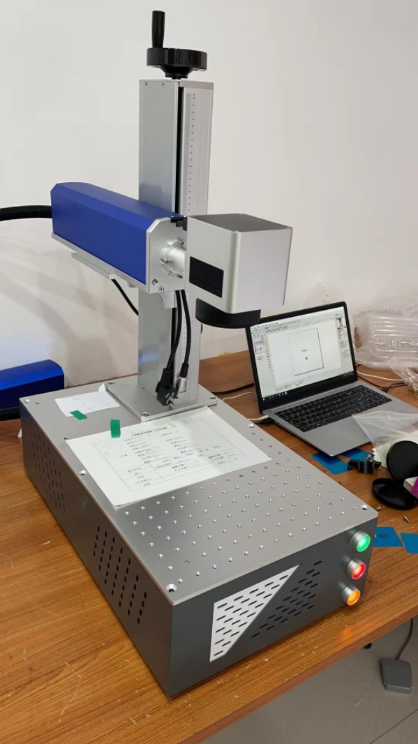 Laser Marking Machine Co2 40W  - Co2 Laser Engraving Machine のレビューと価格
