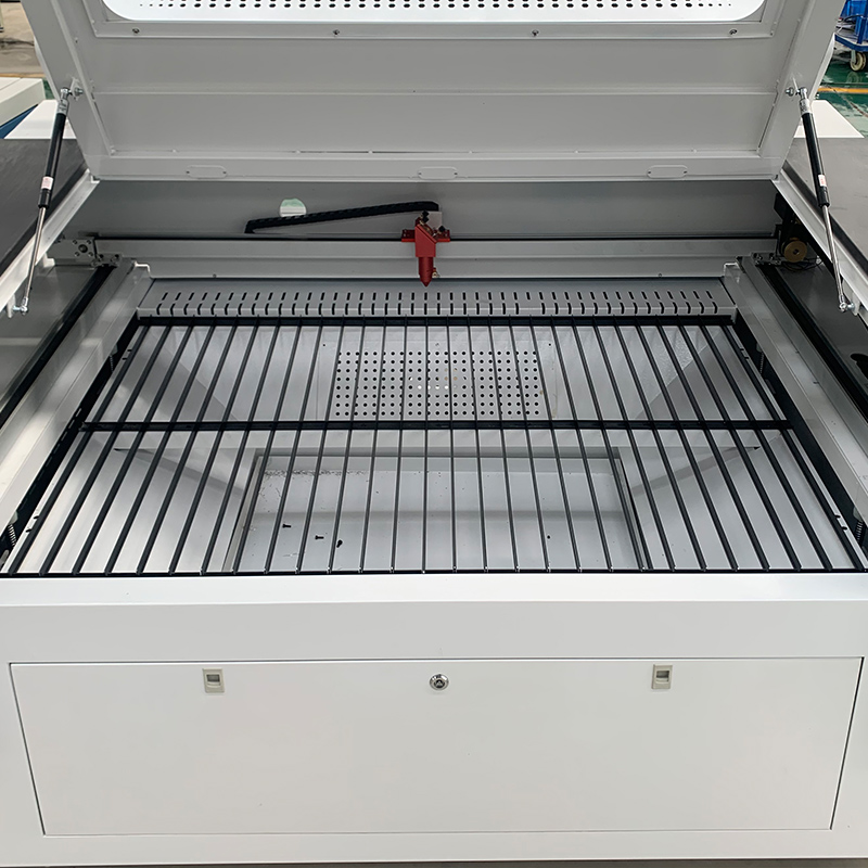 100w - 300w Lazer Cutter Board - Co2 Laser Engraving Machine のレビューと価格